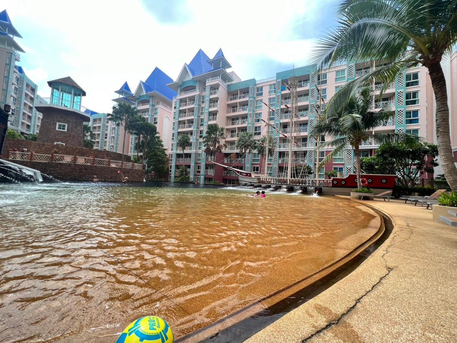 Grande Cariibbean Pattaya By Thita Aparthotel Exterior foto